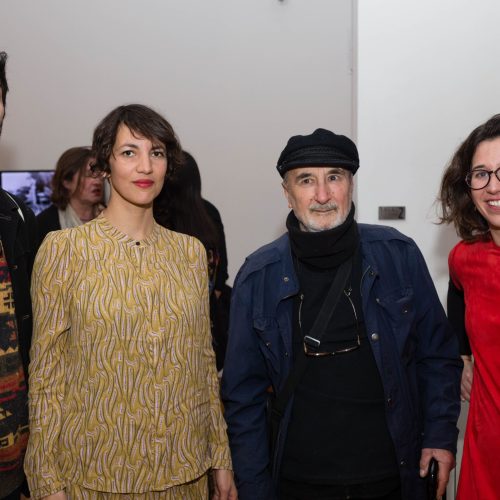 MAVI-Expo-Cruz-Ignacio-Szmulewicz-María-Berríos-Juan-Pablo-Langlois-Sara-Browne. (1)